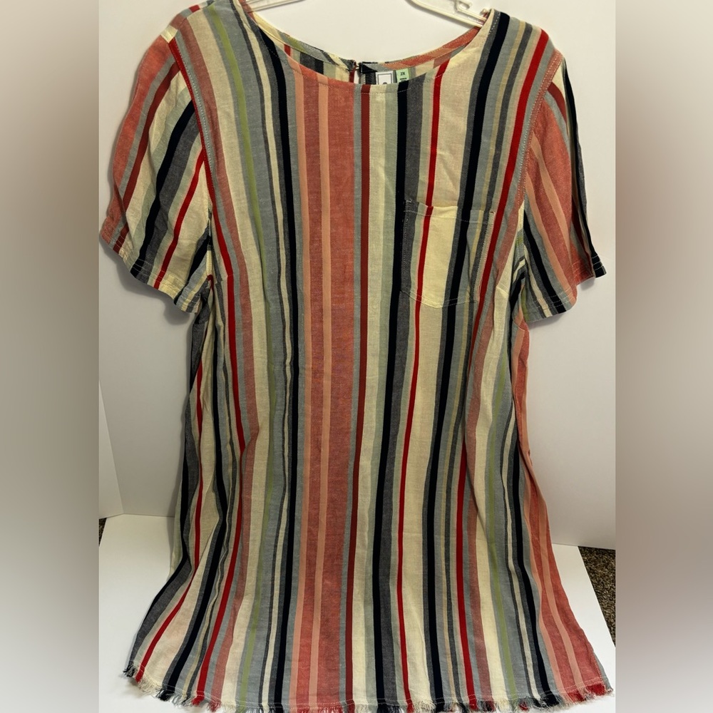 Susina Knee Length Dress Size 2X Striped with Rae Hem Short Sleeve